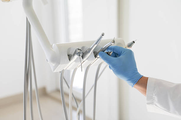 24/7 Emergency Dental Implants experts in Weston, MO